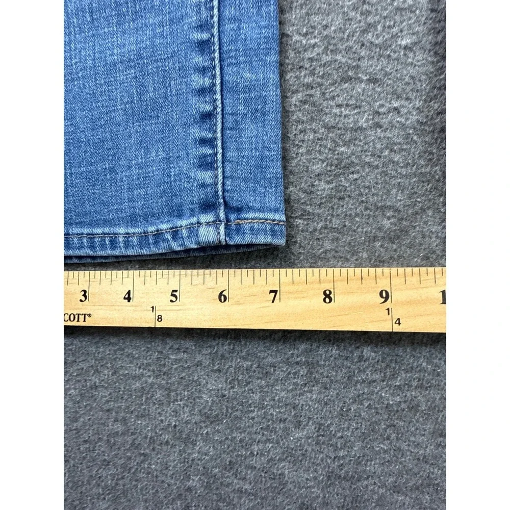 Levi's‎ Classic Straight Jeans Women 27 Blue Stretch Medium Wash Travel Work EUC